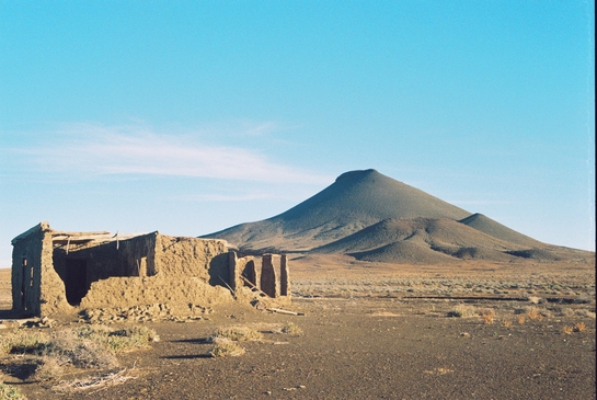 Abandoned farmstead, Tankwa Karoo